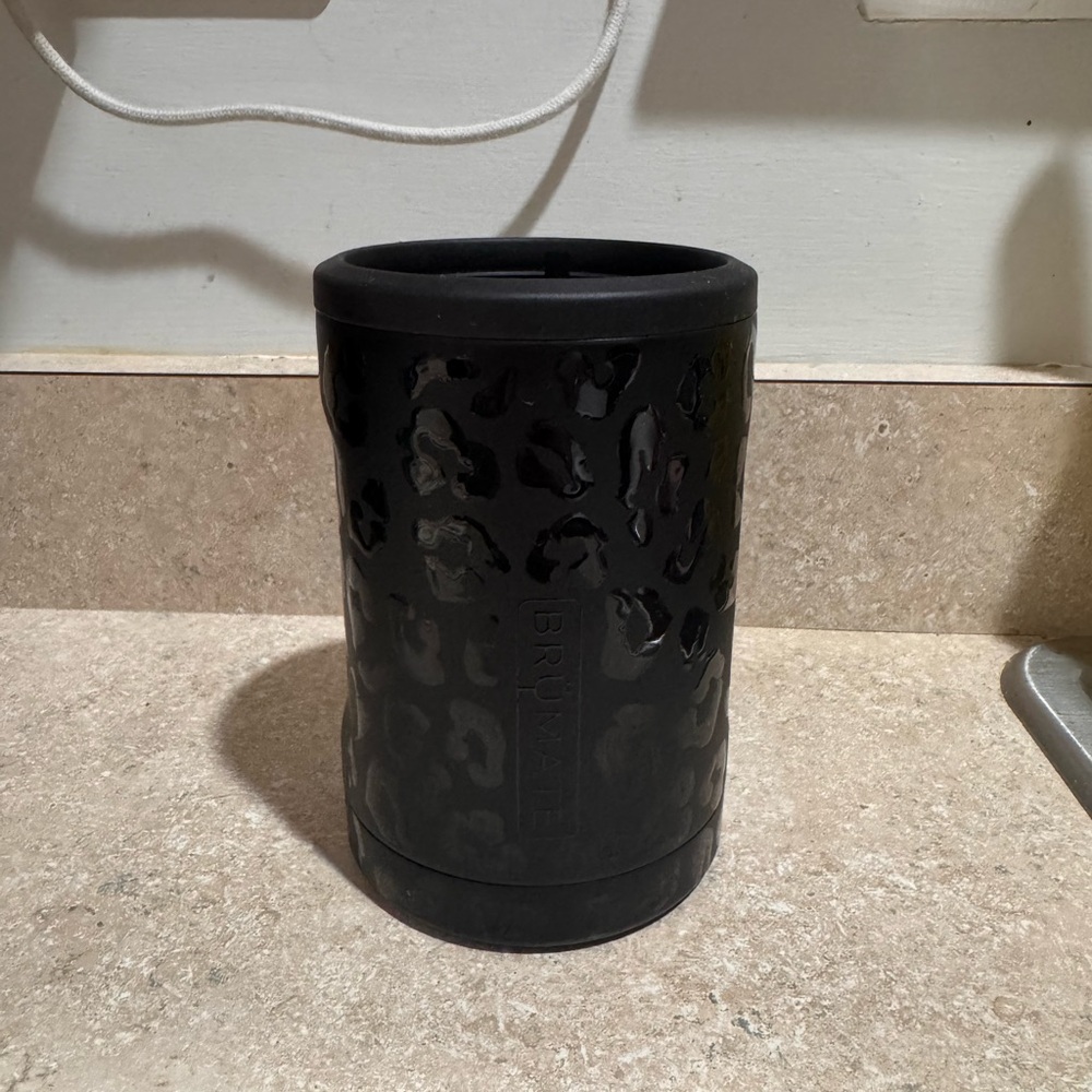 Black Leopard Print Can Cooler